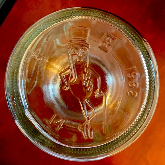 1982  Mr. Peanut Jar - Picture 3 of 3